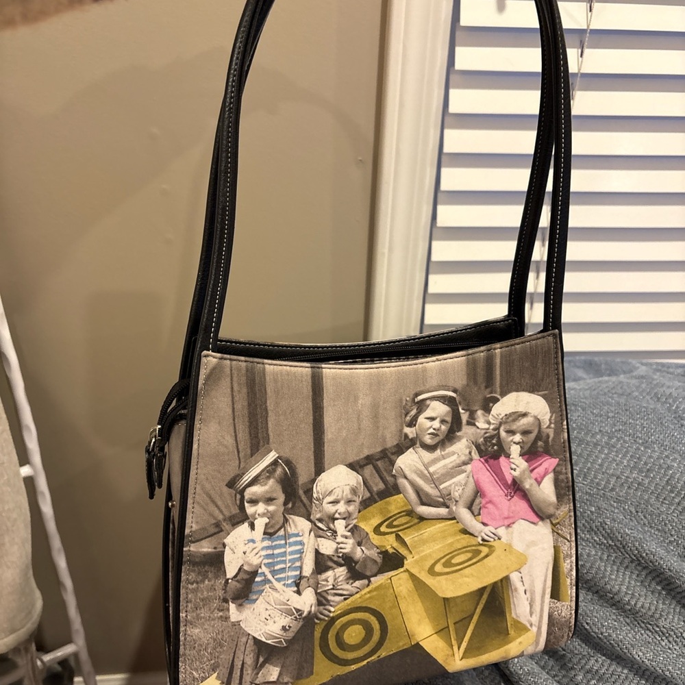 Retro Vintage Photo Novelty Shoulder Bag – Structured Handbag w/ Leather Trim
